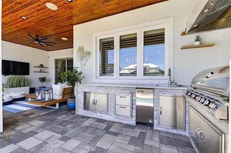 5704 Tybee Island Drive Apollo Beach FL 33572