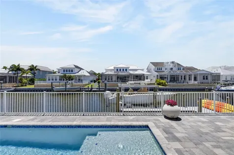 5704 Tybee Island Drive Apollo Beach FL 33572