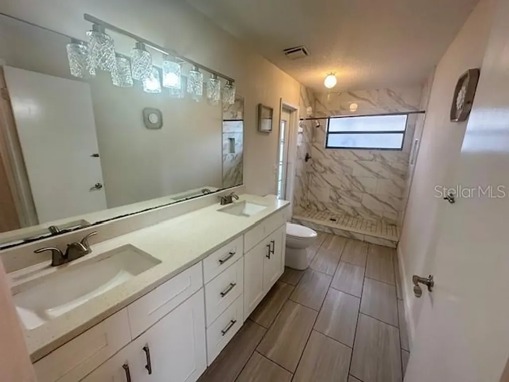 12686 Newfield Drive Orlando FL 32837