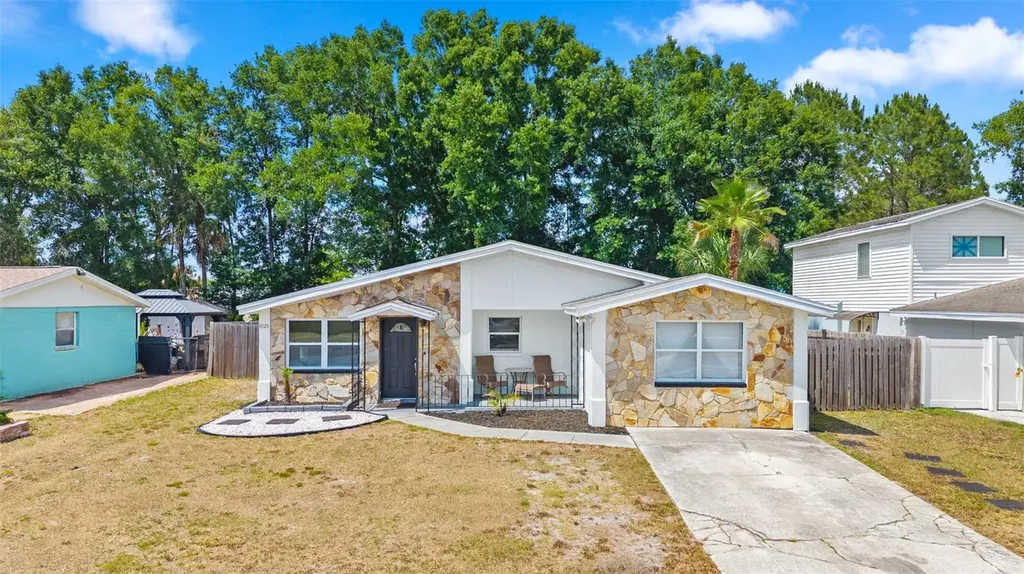 4928 Steel Dust Lane Lutz FL 33559
