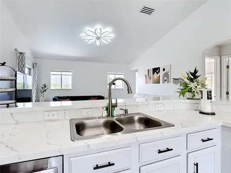 336 Hillcrest Drive Davenport FL 33897