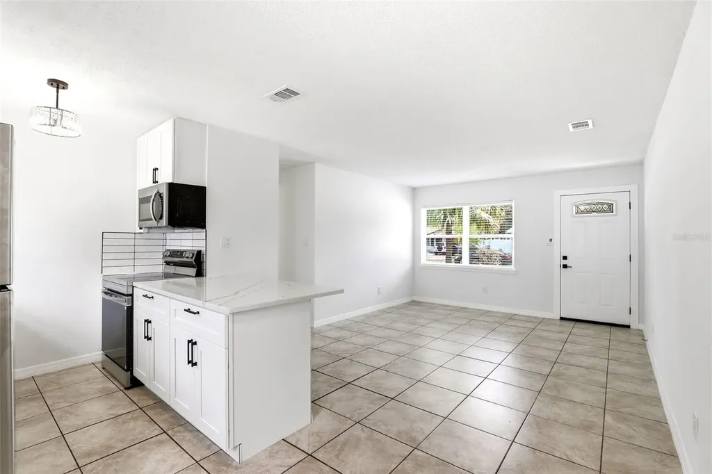 5465 Lescot Lane Orlando FL 32811