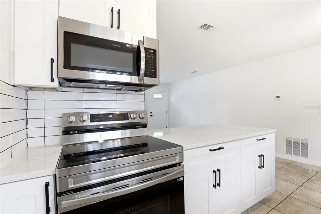 5465 Lescot Lane Orlando FL 32811