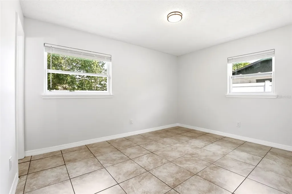 5465 Lescot Lane Orlando FL 32811