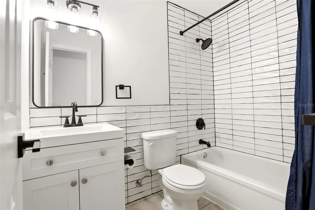 5465 Lescot Lane Orlando FL 32811