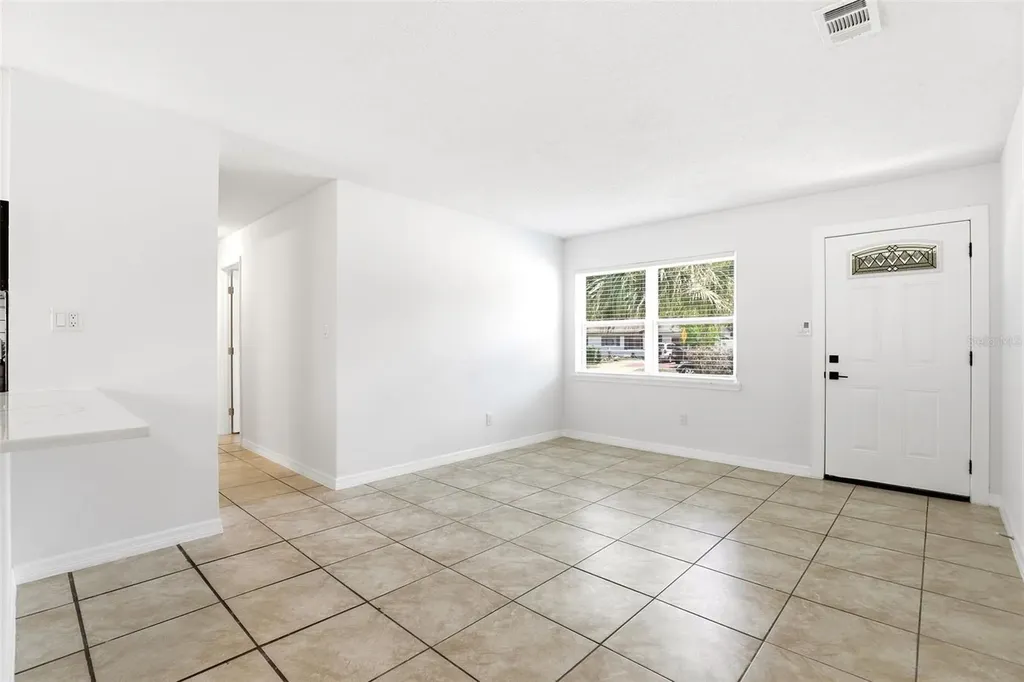 5465 Lescot Lane Orlando FL 32811