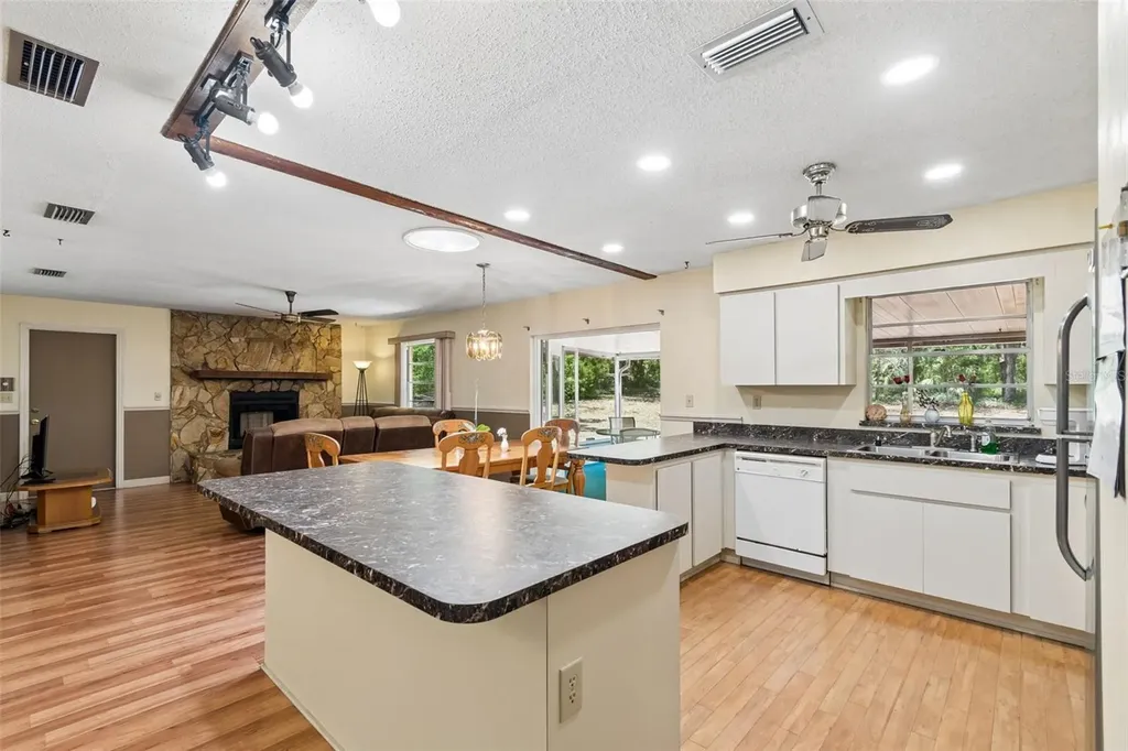 3757 E Side Court Inverness FL 34453