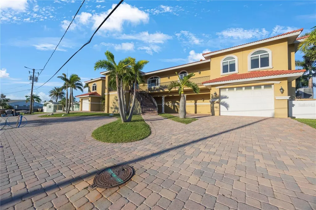 736 Pruitt Drive Madeira Beach FL 33708