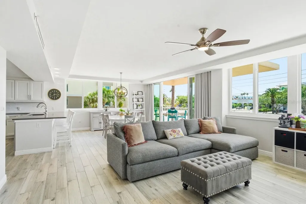 223 Island Way Clearwater Beach FL 33767