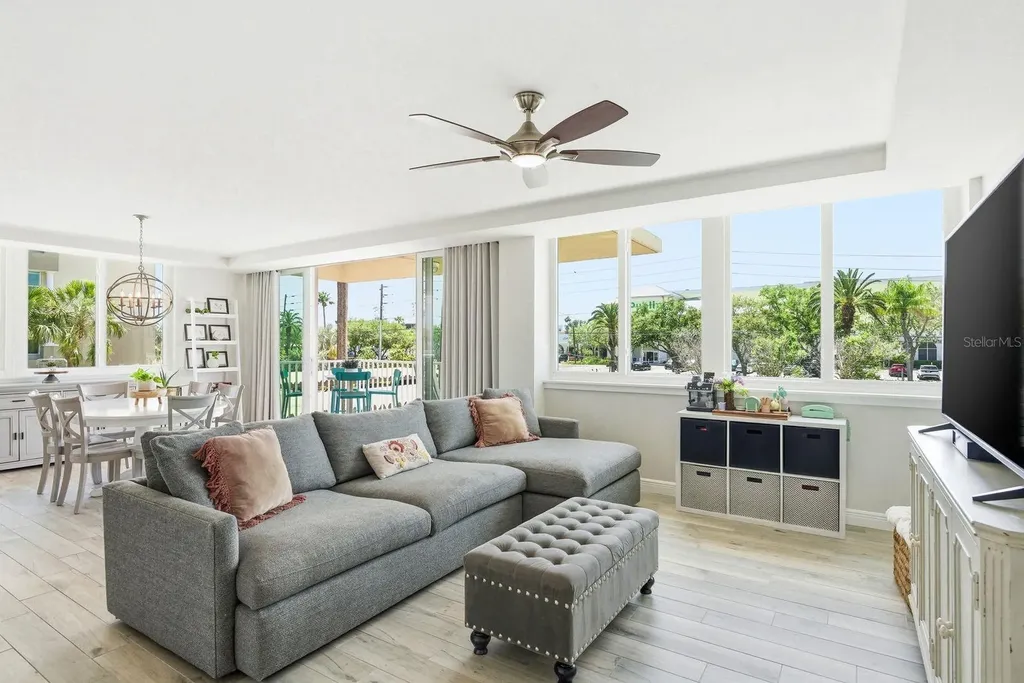 223 Island Way Clearwater Beach FL 33767