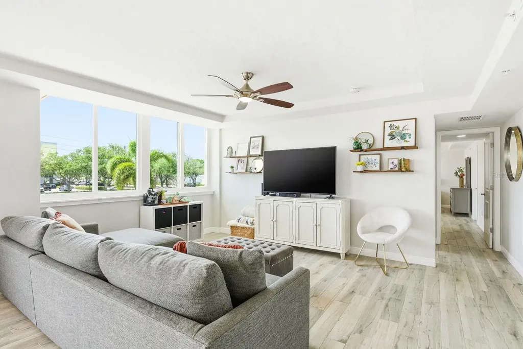 223 Island Way Clearwater Beach FL 33767