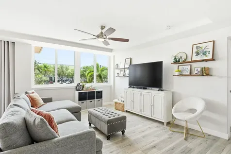 223 Island Way Clearwater Beach FL 33767