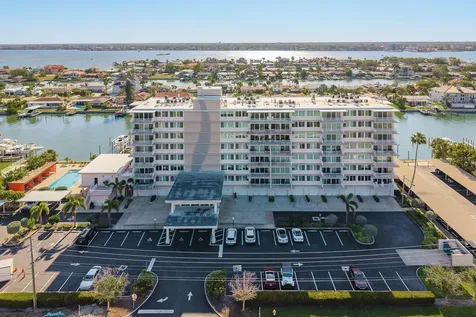 223 Island Way Clearwater Beach FL 33767