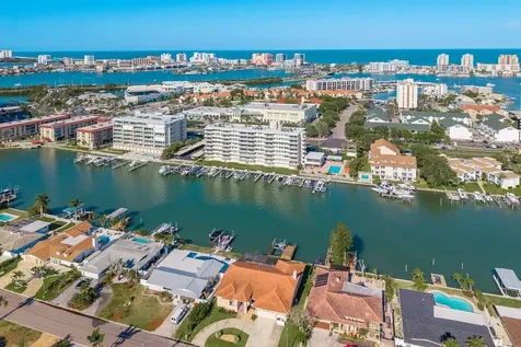 223 Island Way Clearwater Beach FL 33767