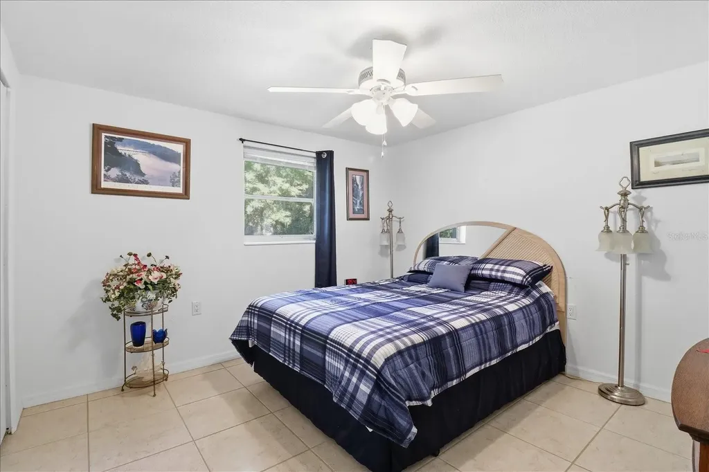 11641 E Salmon Drive Floral City FL 34436
