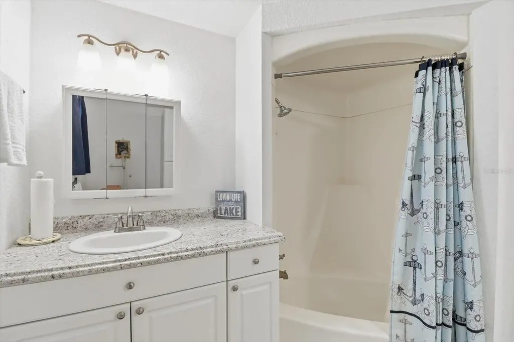 11641 E Salmon Drive Floral City FL 34436