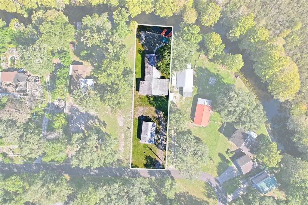 11641 E Salmon Drive Floral City FL 34436