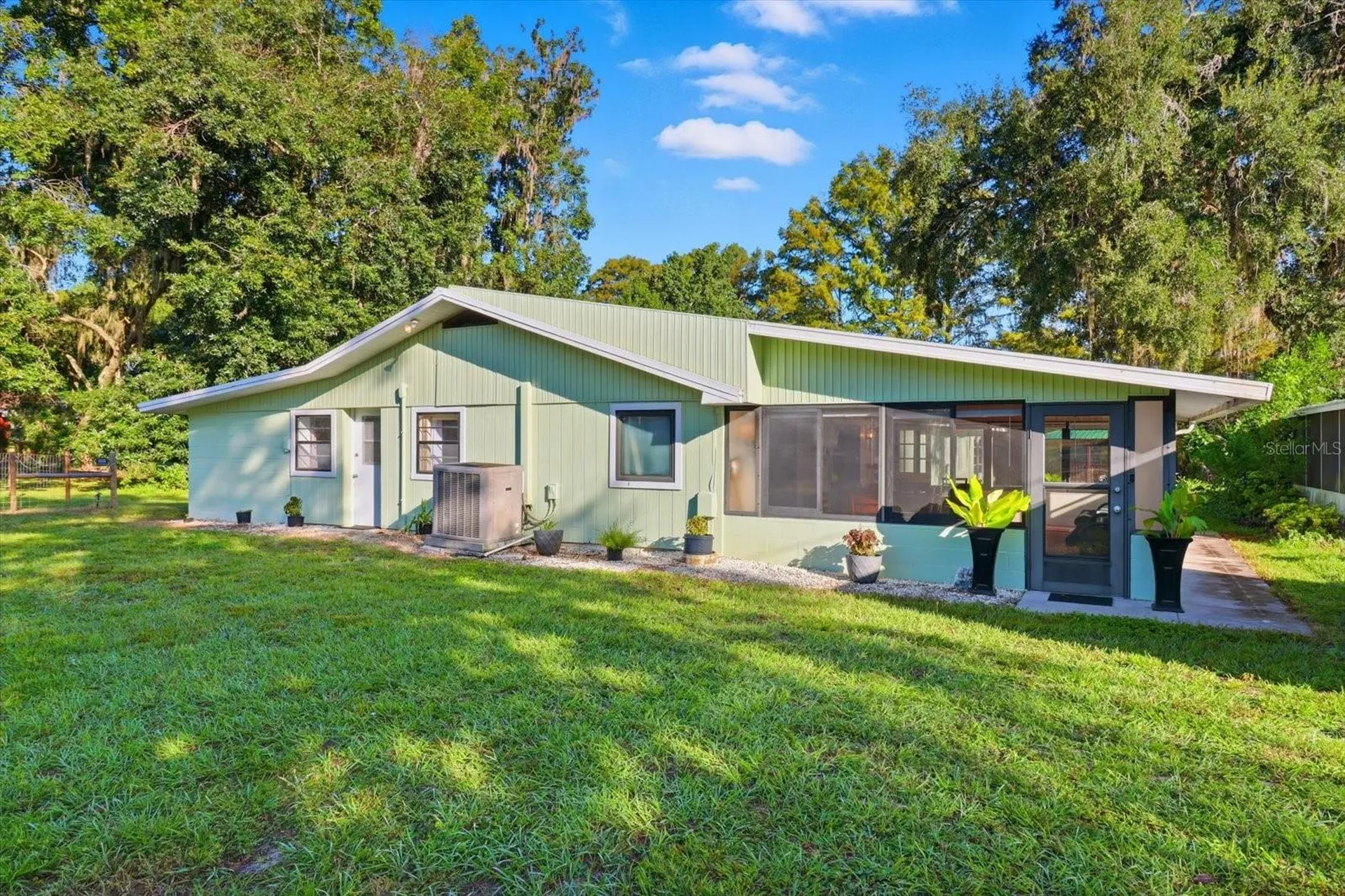 11641 E Salmon Drive Floral City FL 34436
