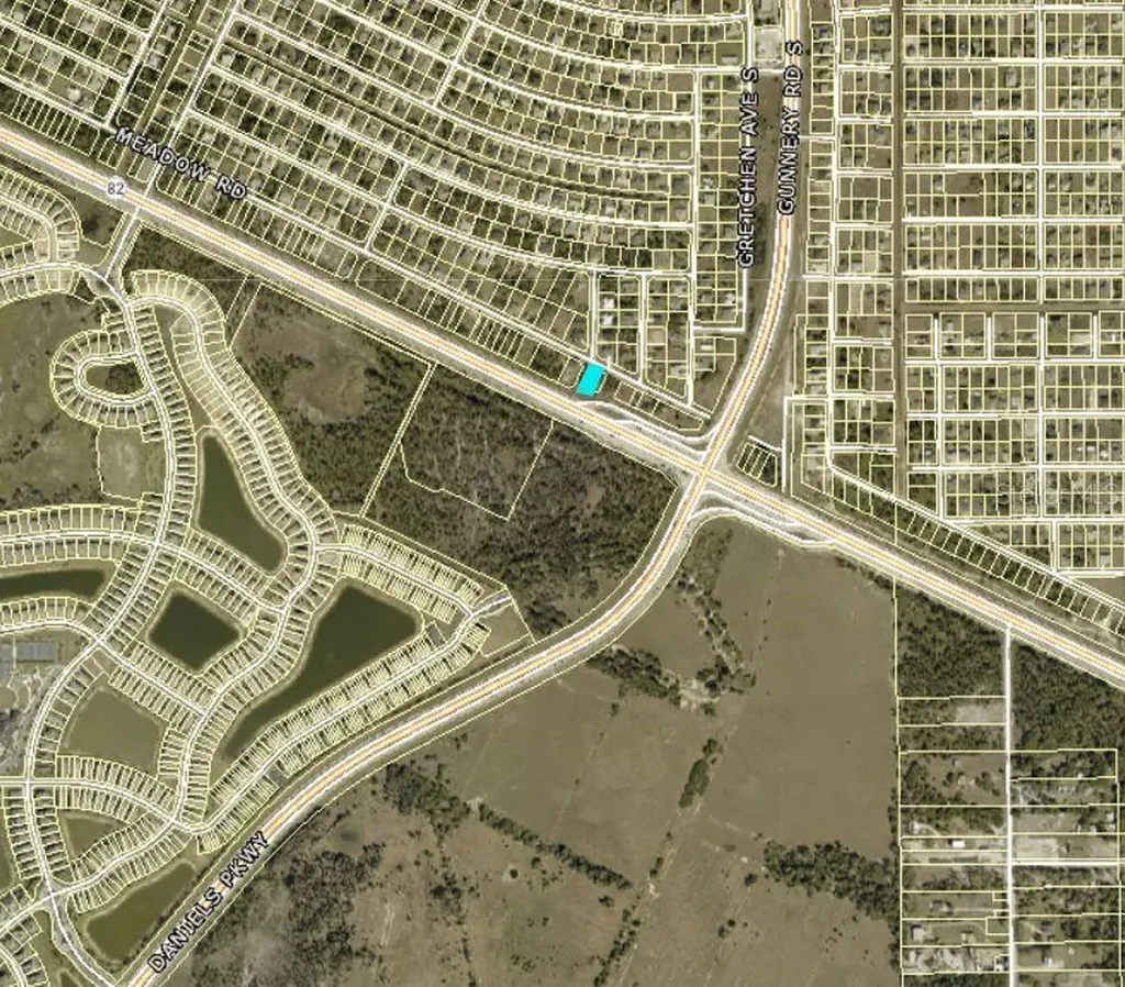 1112 Meadow Road Lehigh Acres FL 33973