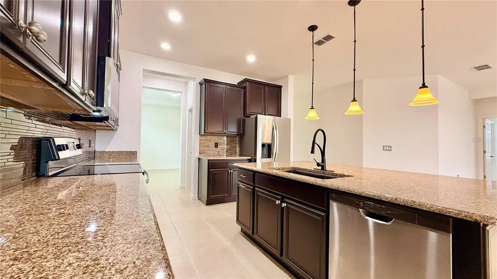 356 Bella Cortina Drive Kissimmee FL 34759