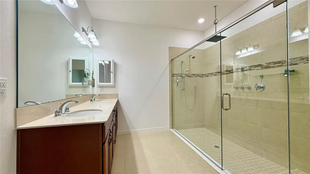 356 Bella Cortina Drive Kissimmee FL 34759