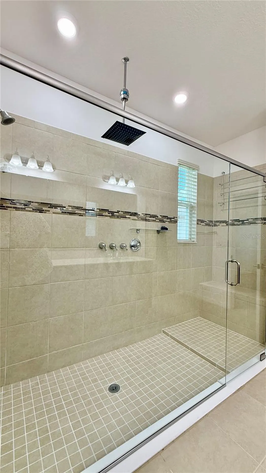 356 Bella Cortina Drive Kissimmee FL 34759