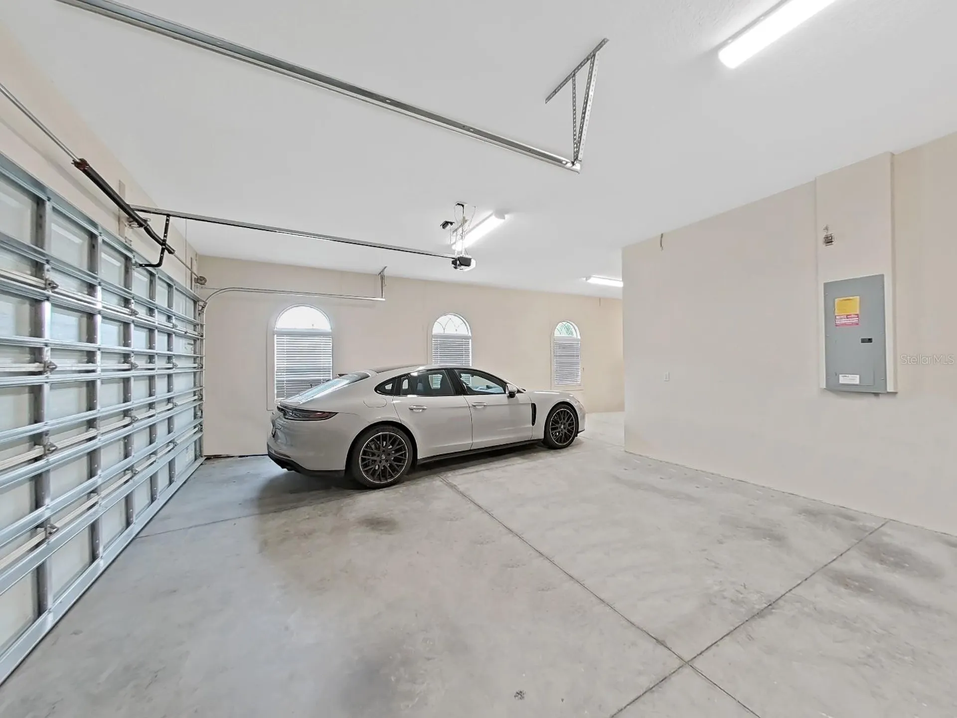 1312 Fishing Lake Drive Odessa FL 33556