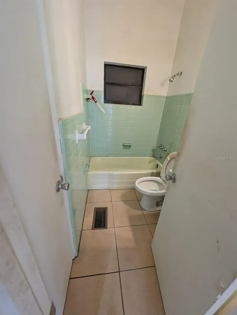 765 Greenway Place Daytona Beach FL 32114