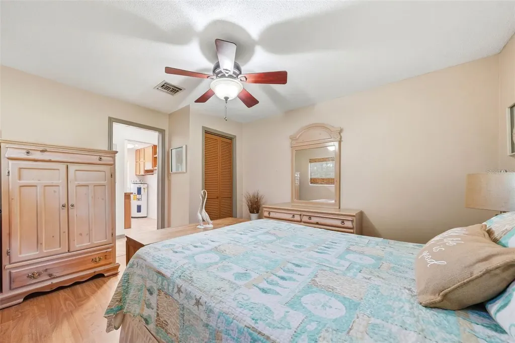 37237 Grays Airport Road Lady Lake FL 32159
