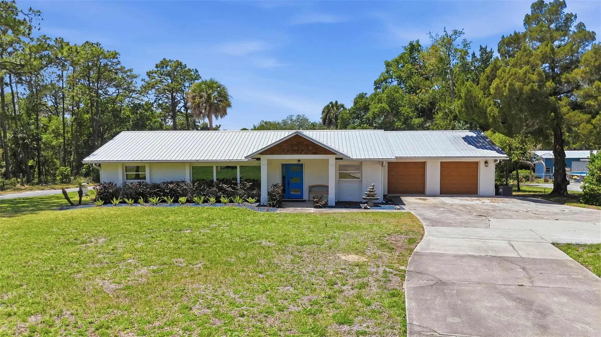 37237 Grays Airport Road Lady Lake FL 32159