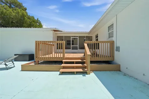 37237 Grays Airport Road Lady Lake FL 32159