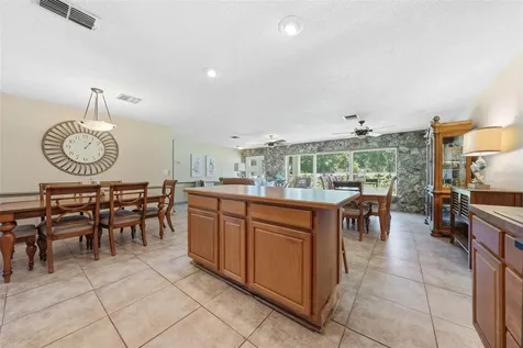 37237 Grays Airport Road Lady Lake FL 32159