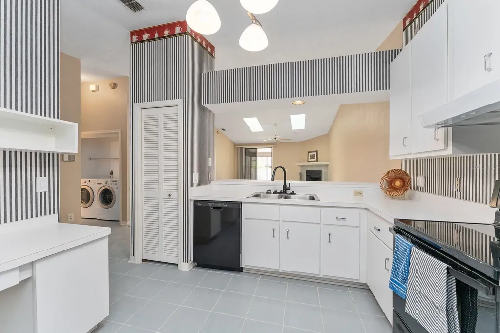 3725 NW 58th Place Gainesville FL 32653