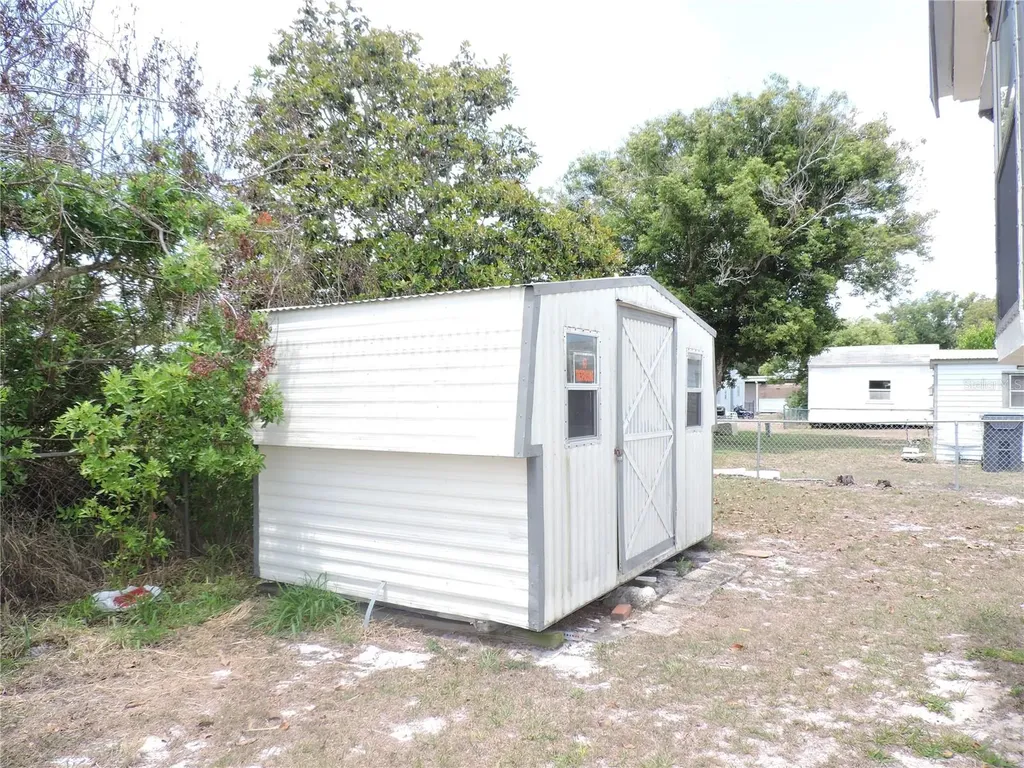 236 2nd Avenue N Lake Wales FL 33859