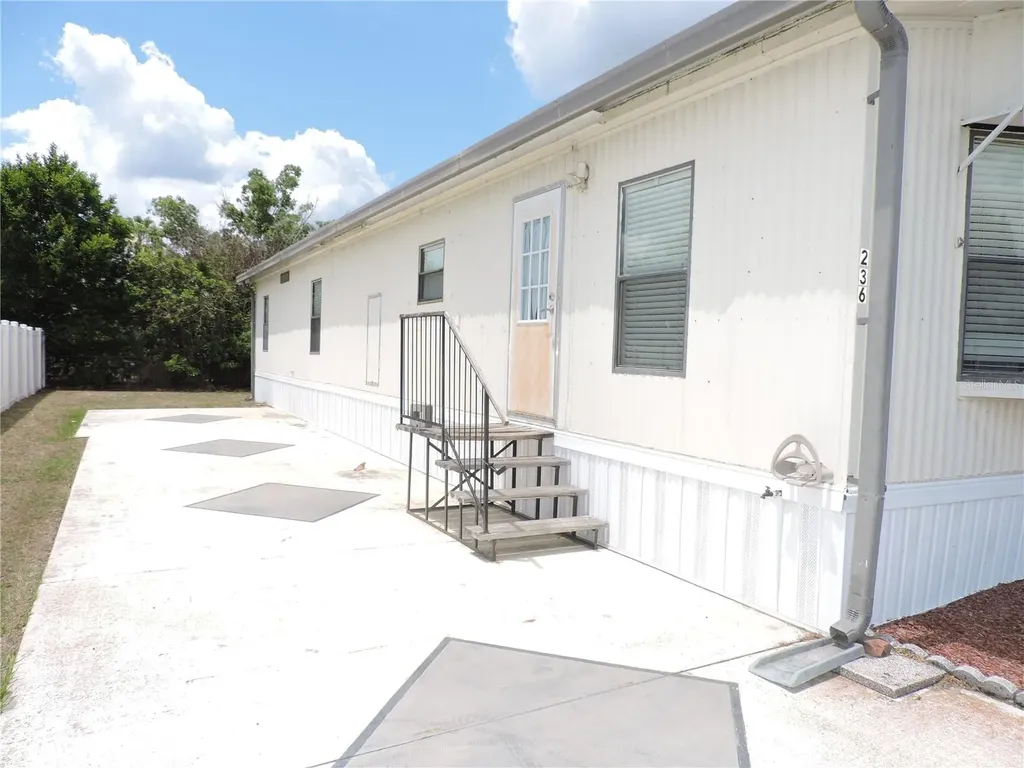 236 2nd Avenue N Lake Wales FL 33859