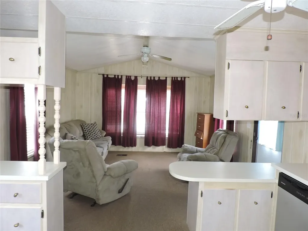 236 2nd Avenue N Lake Wales FL 33859