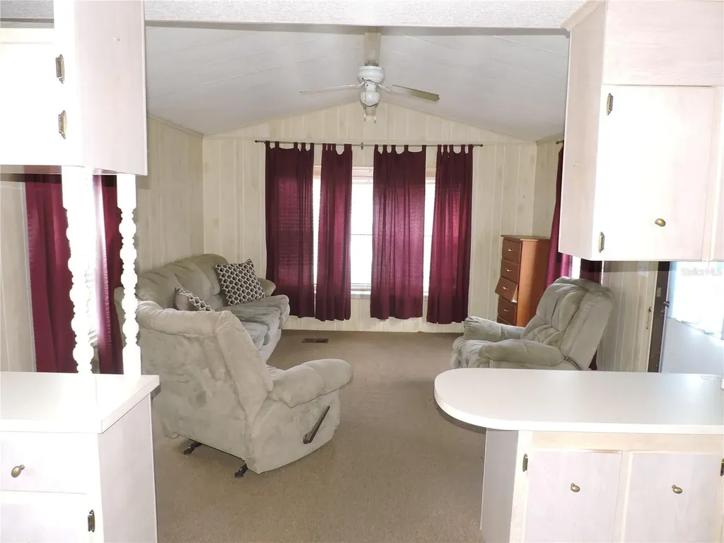 236 2nd Avenue N Lake Wales FL 33859