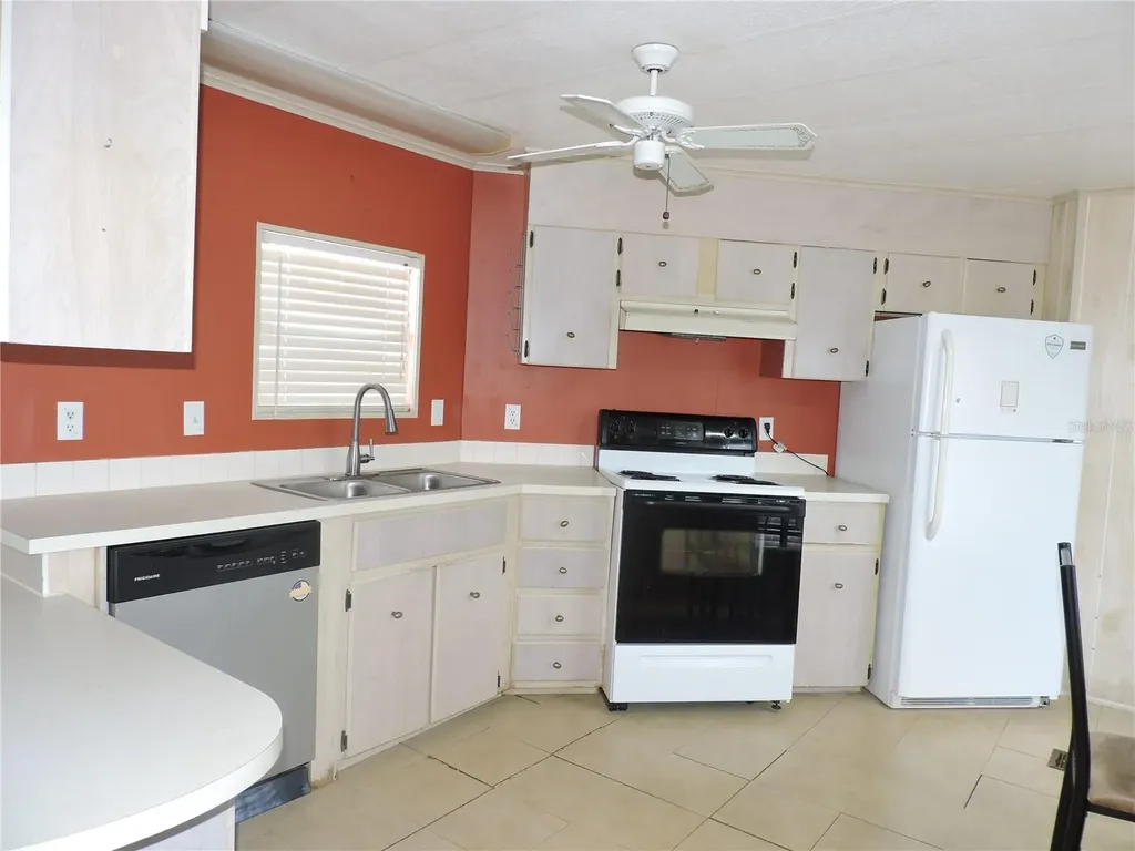236 2nd Avenue N Lake Wales FL 33859