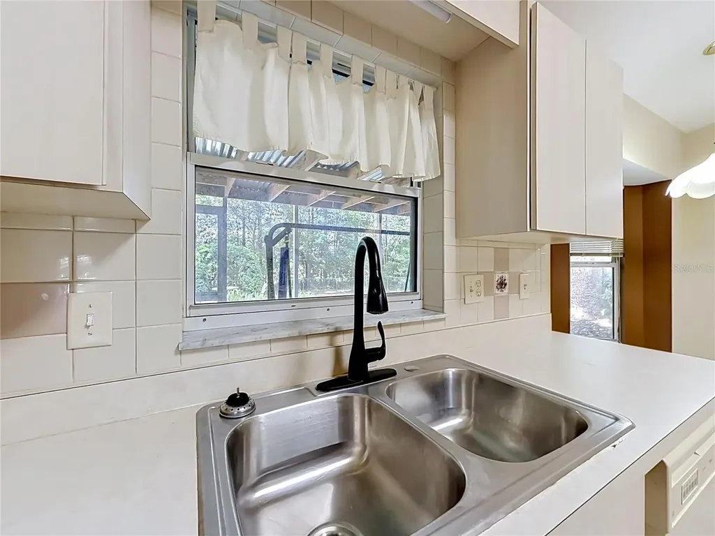 4608 NW 30th Place Ocala FL 34482