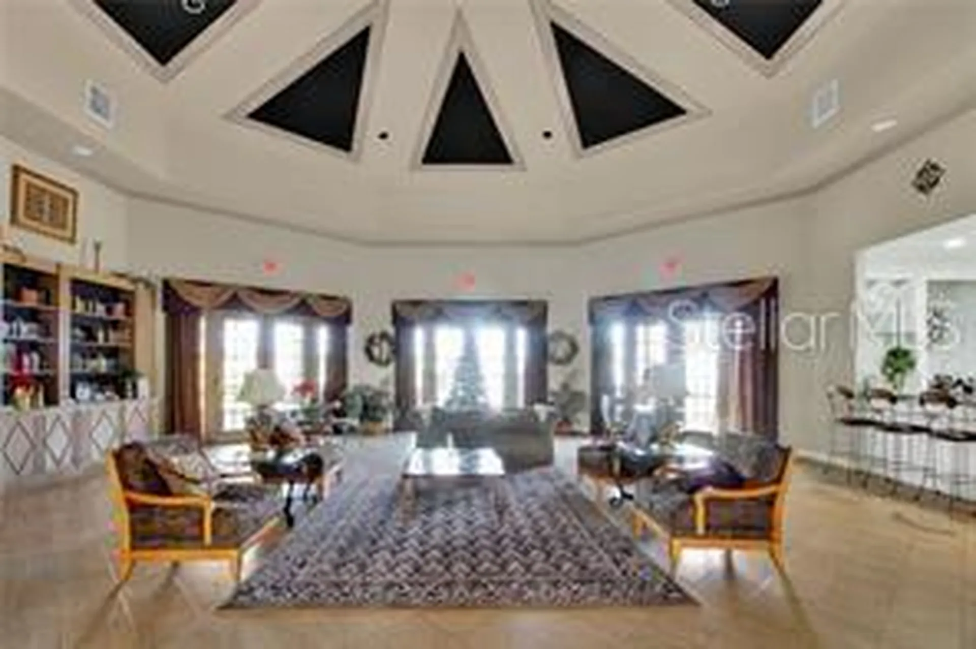 9832 Lake Chase Island Way Tampa FL 33626