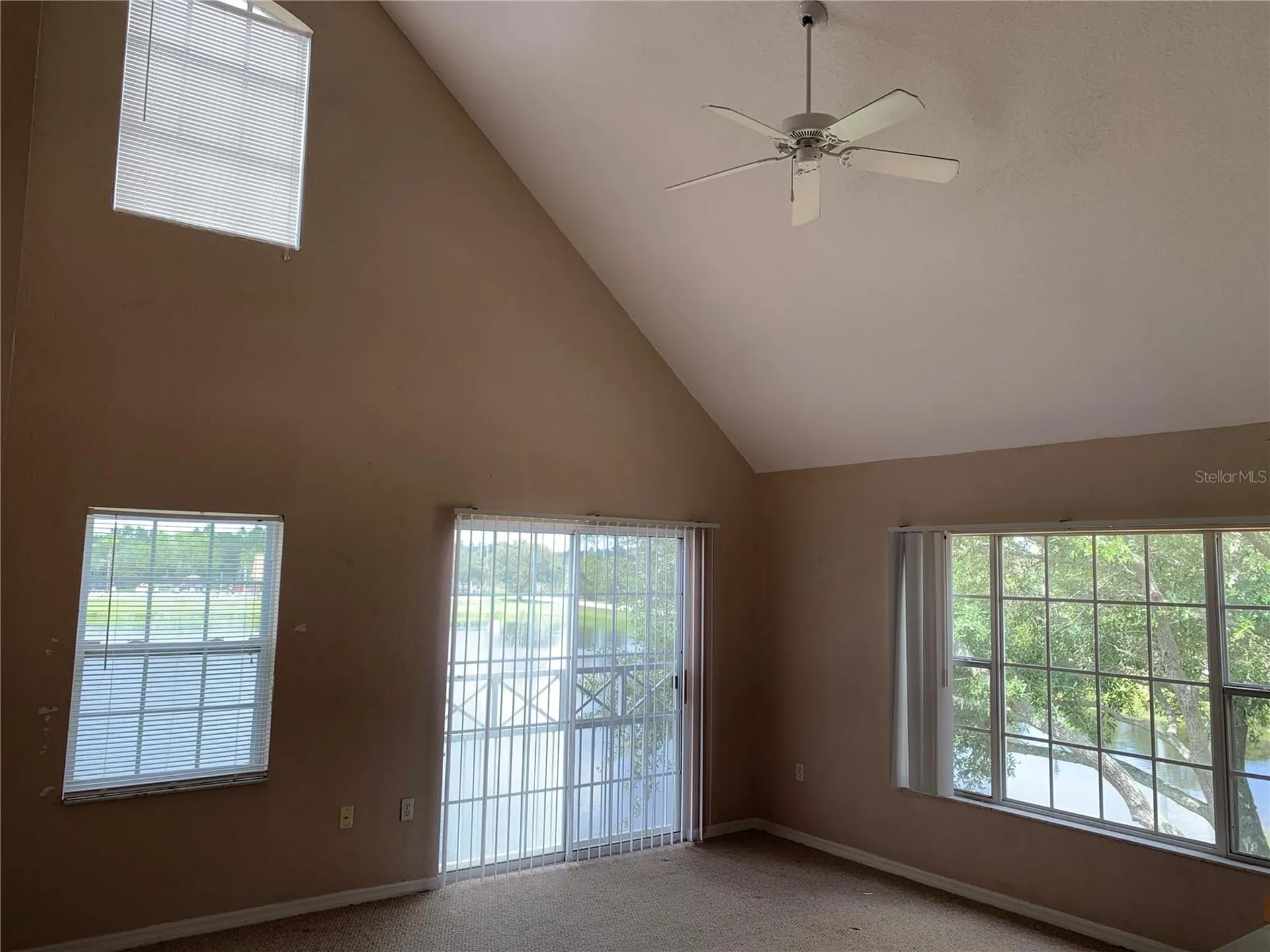 9832 Lake Chase Island Way Tampa FL 33626