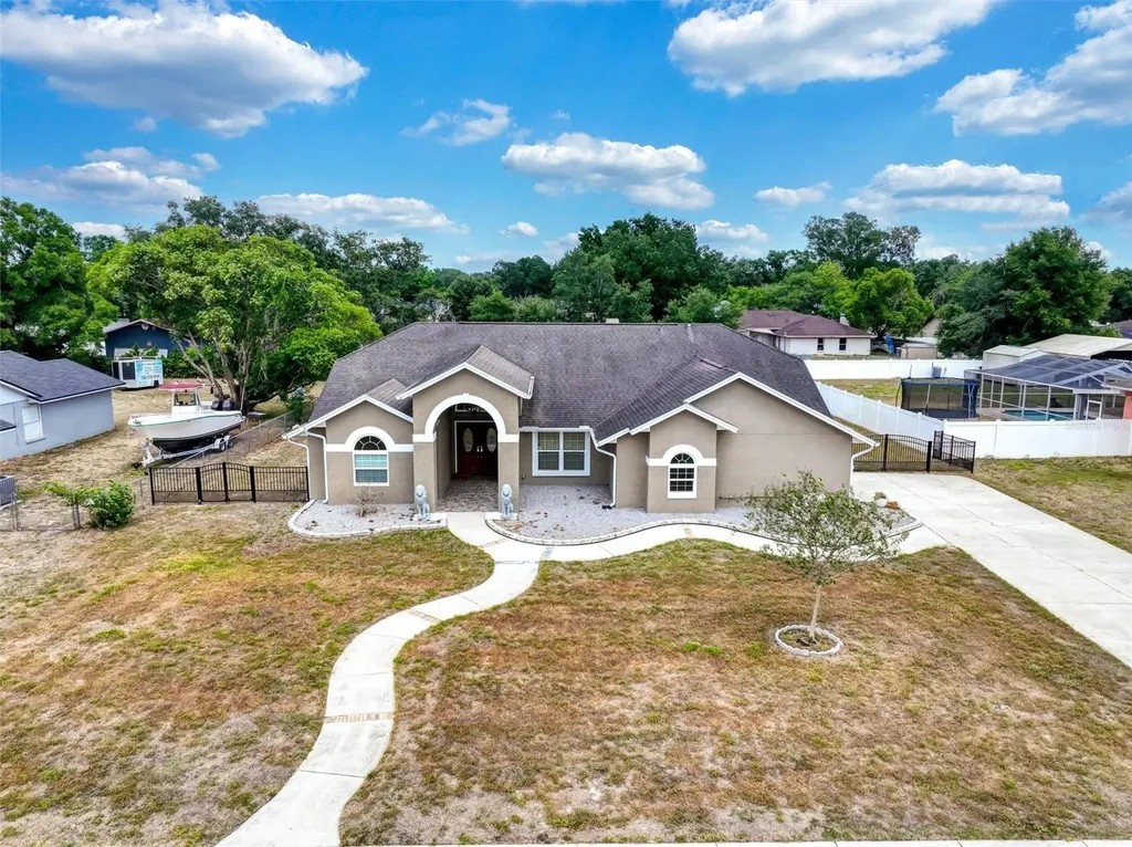 12229 Langshaw Drive Thonotosassa FL 33592