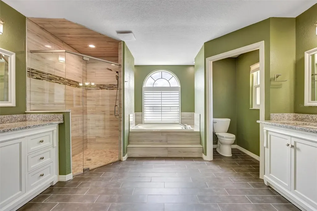 12229 Langshaw Drive Thonotosassa FL 33592