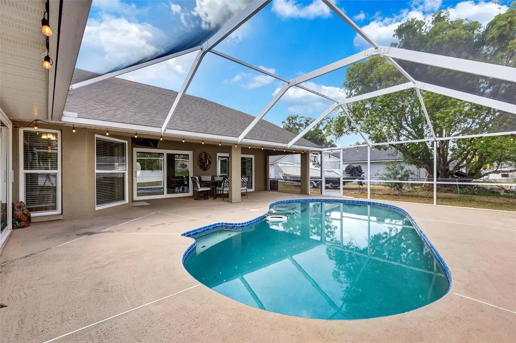 12229 Langshaw Drive Thonotosassa FL 33592