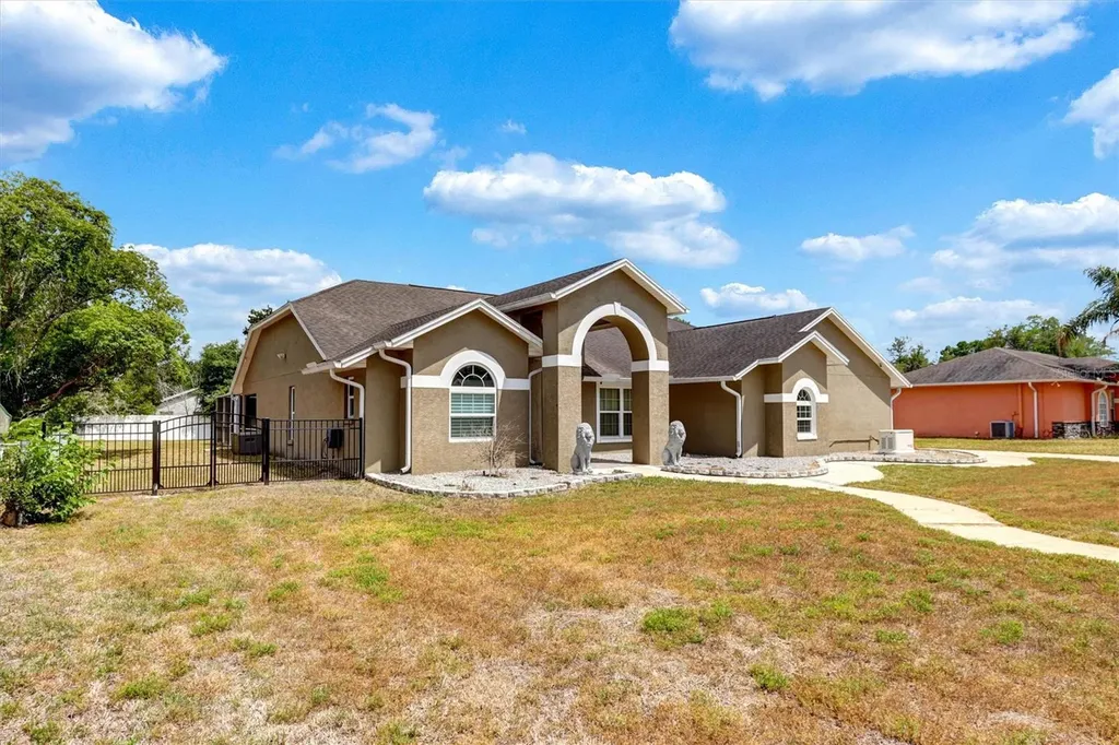 12229 Langshaw Drive Thonotosassa FL 33592