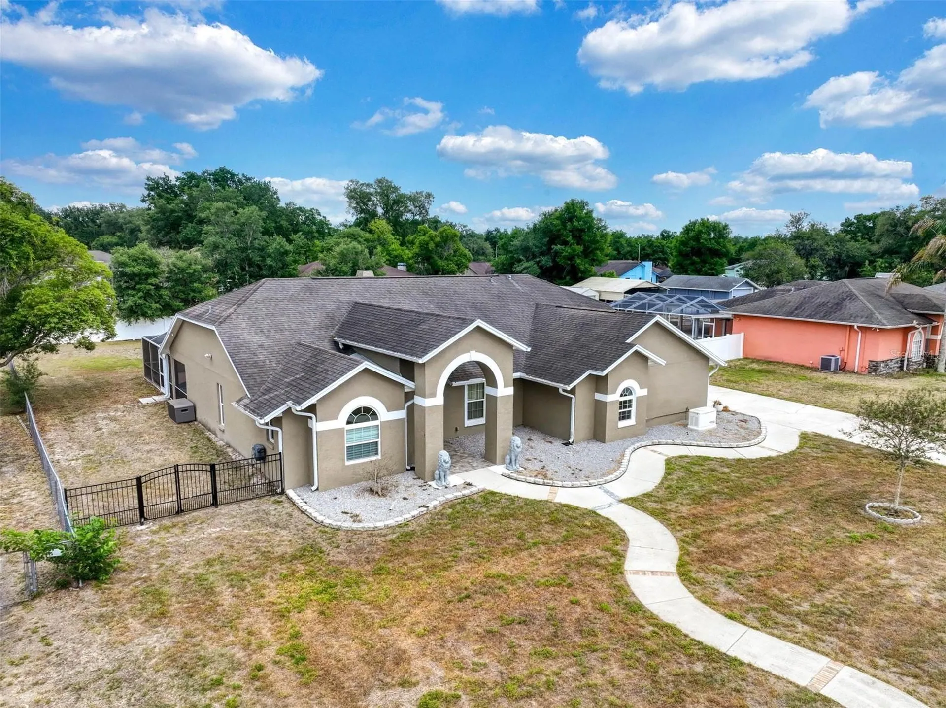 12229 Langshaw Drive Thonotosassa FL 33592