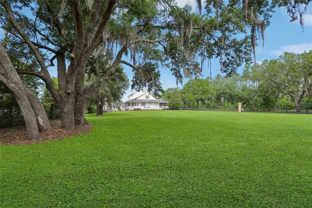 8410 Kenavis Place Odessa FL 33556