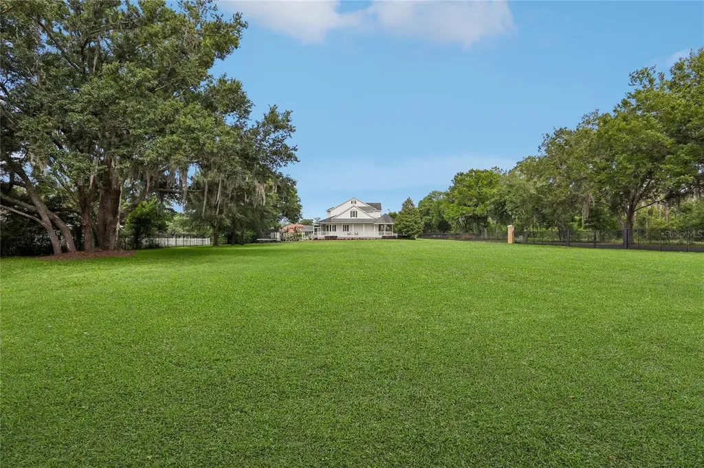 8410 Kenavis Place Odessa FL 33556