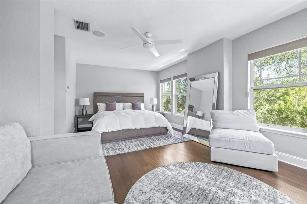 3315 W De Leon Street Tampa FL 33609