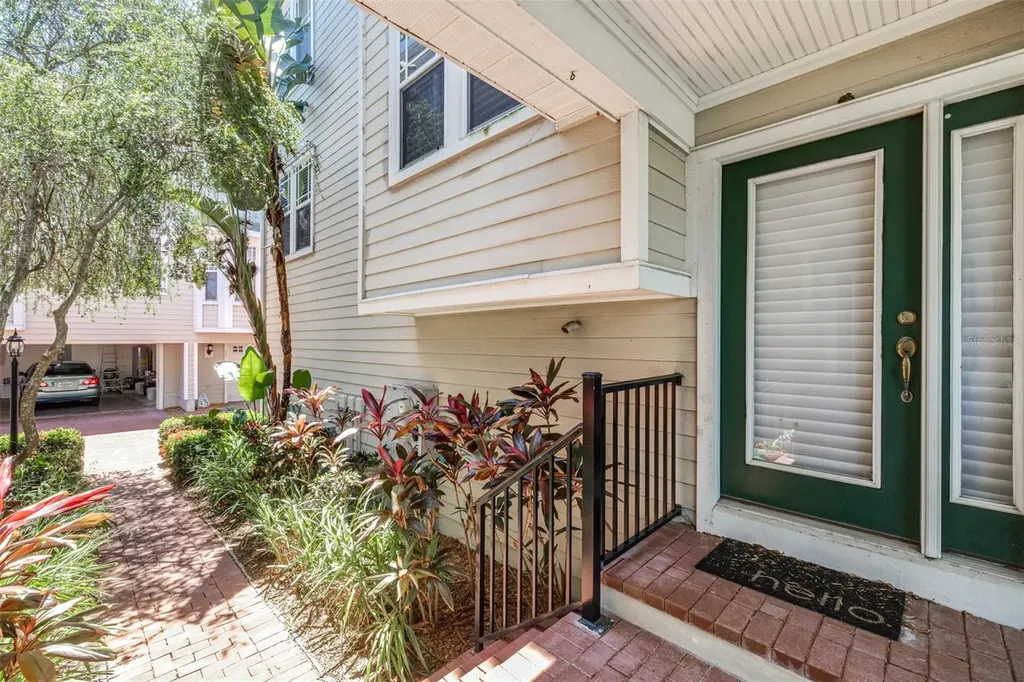 3315 W De Leon Street Tampa FL 33609